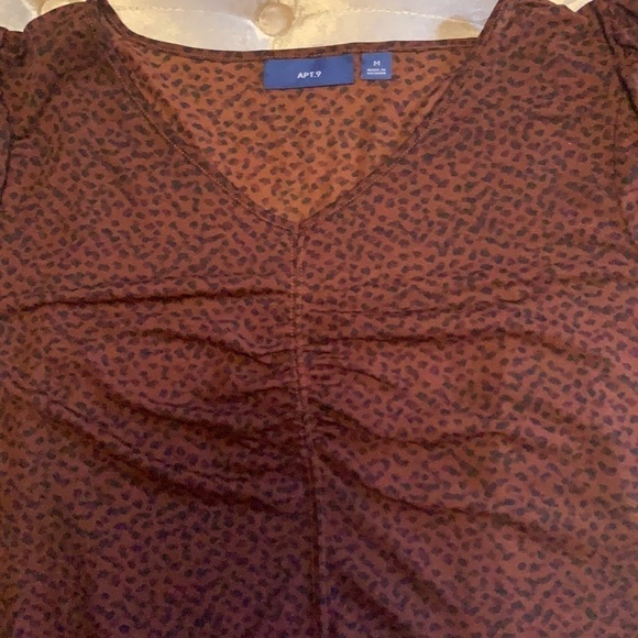 Apt 9 brown short sleeved top with Cami under it - Picture 7 of 11